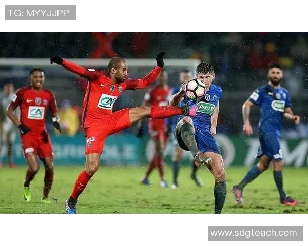 尼奥尔与巴黎的精彩对决结果揭晓赛季走势引人关注