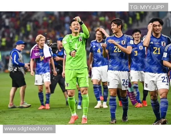 巴西对阵荷兰黄健翔激情解说回顾足球盛宴的经典时刻