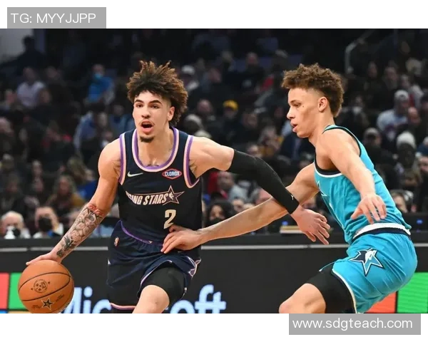 戴森丹尼尔斯的崛起之路：从青涩球员到NBA新星的成长故事