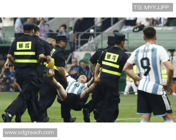 浦项钢铁迎战大邱FC激烈对决引发球迷热情期待