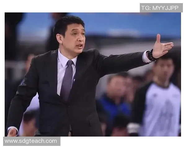 邹雨辰与周琦的巅峰对决谁能在赛场上笑到最后