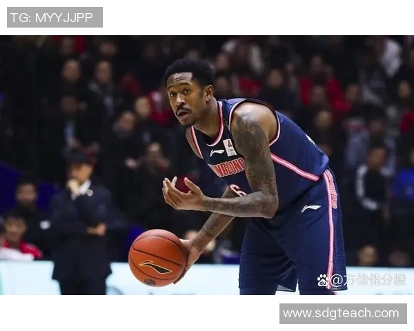 马尚布鲁克斯的篮球之路：从草根到明星的传奇旅程